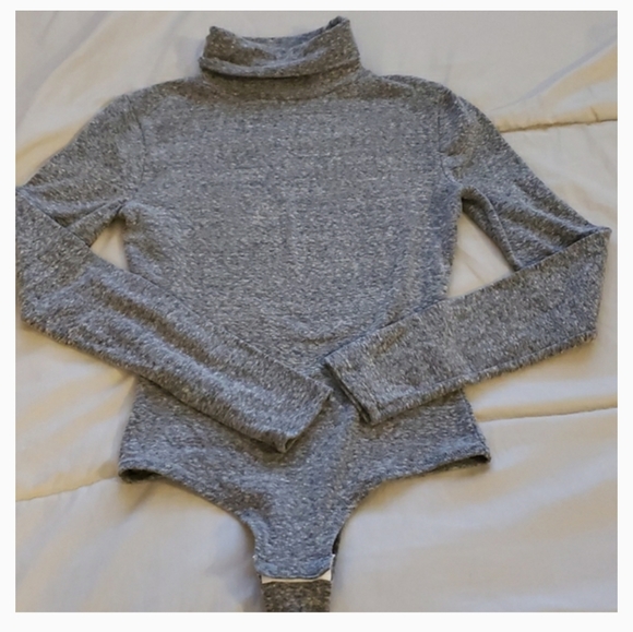 Madewell Tops - NWOT!! Madewell Turtleneck Bodysuit Size S